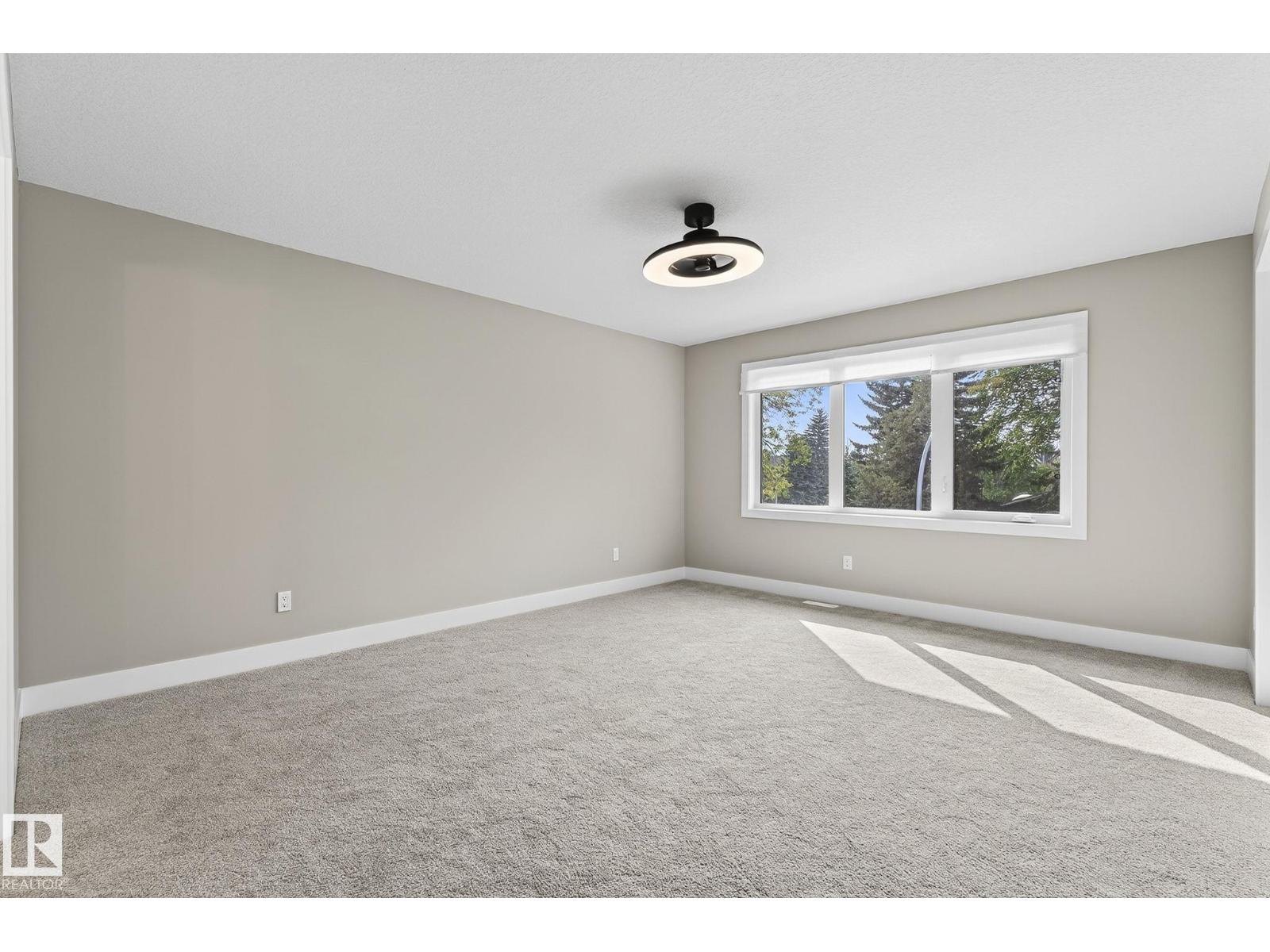 Photo 33 of 10906 54 Av Nw, Edmonton AB