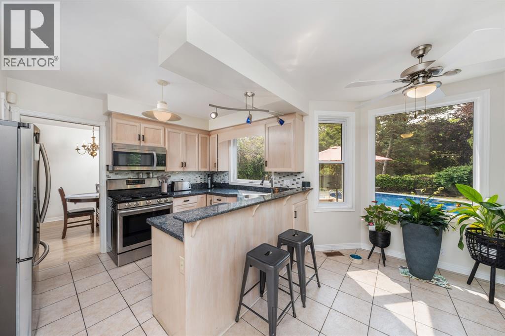 Photo 21 of 637 Odell Street, Sarnia ON