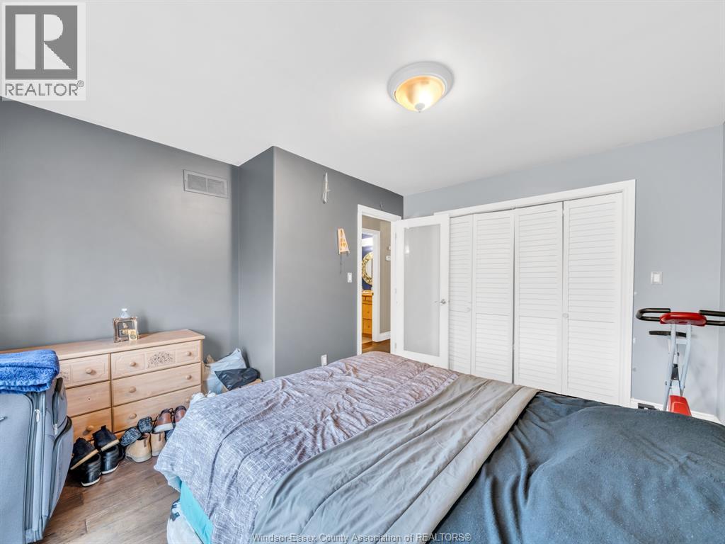 Photo 16 of 1505 Highnoon Drive, Windsor ON