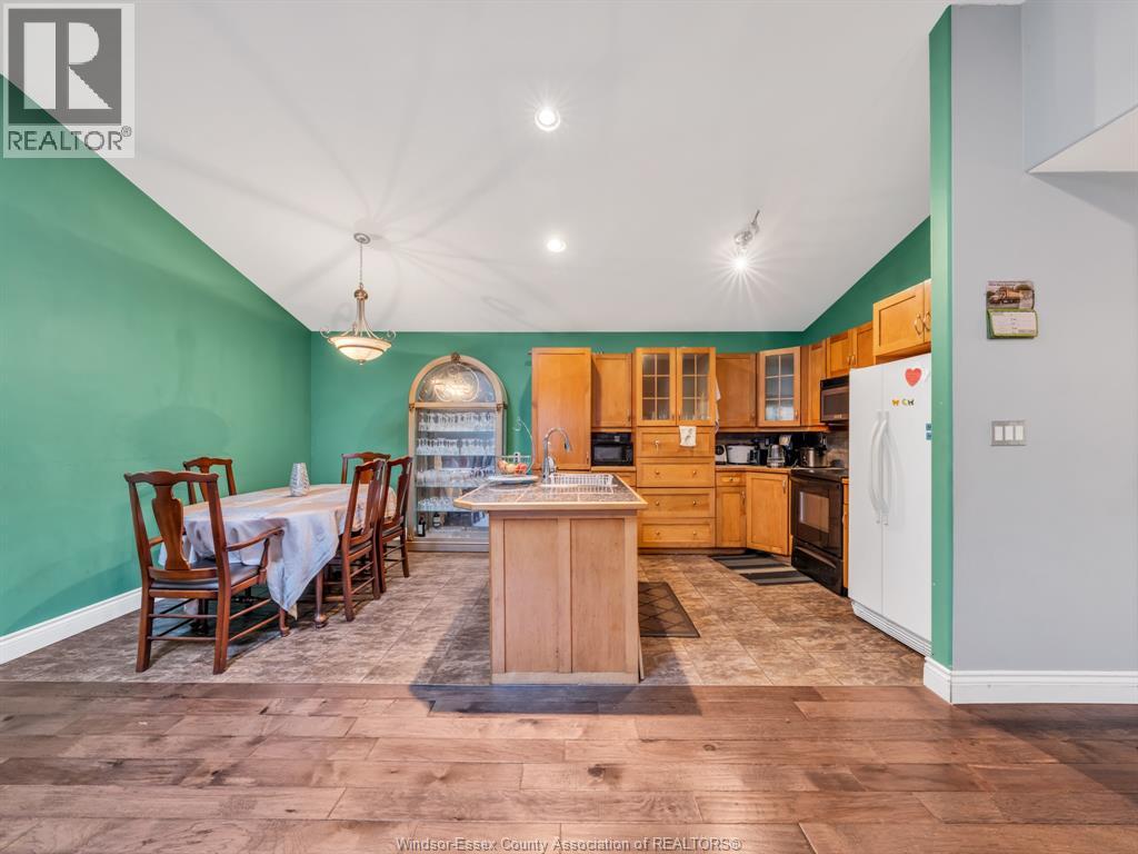 Photo 6 of 1505 Highnoon Drive, Windsor ON