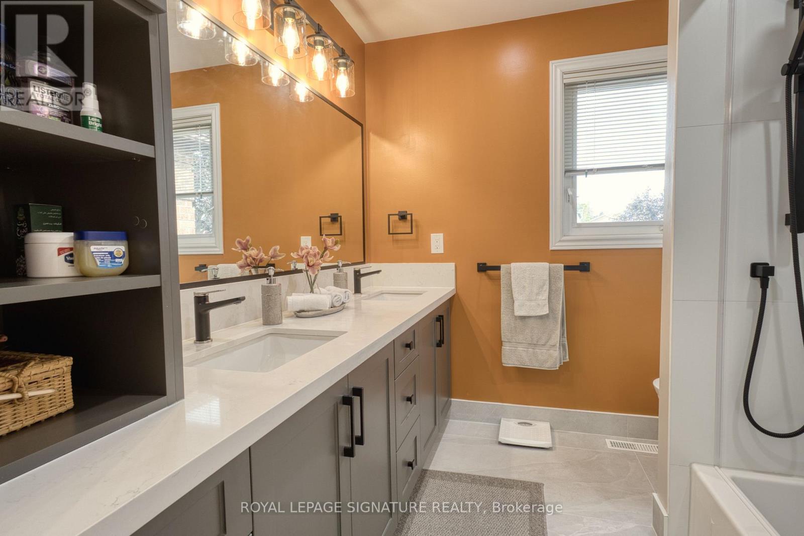 Photo 15 of 6593 Eastridge Road, Mississauga ON