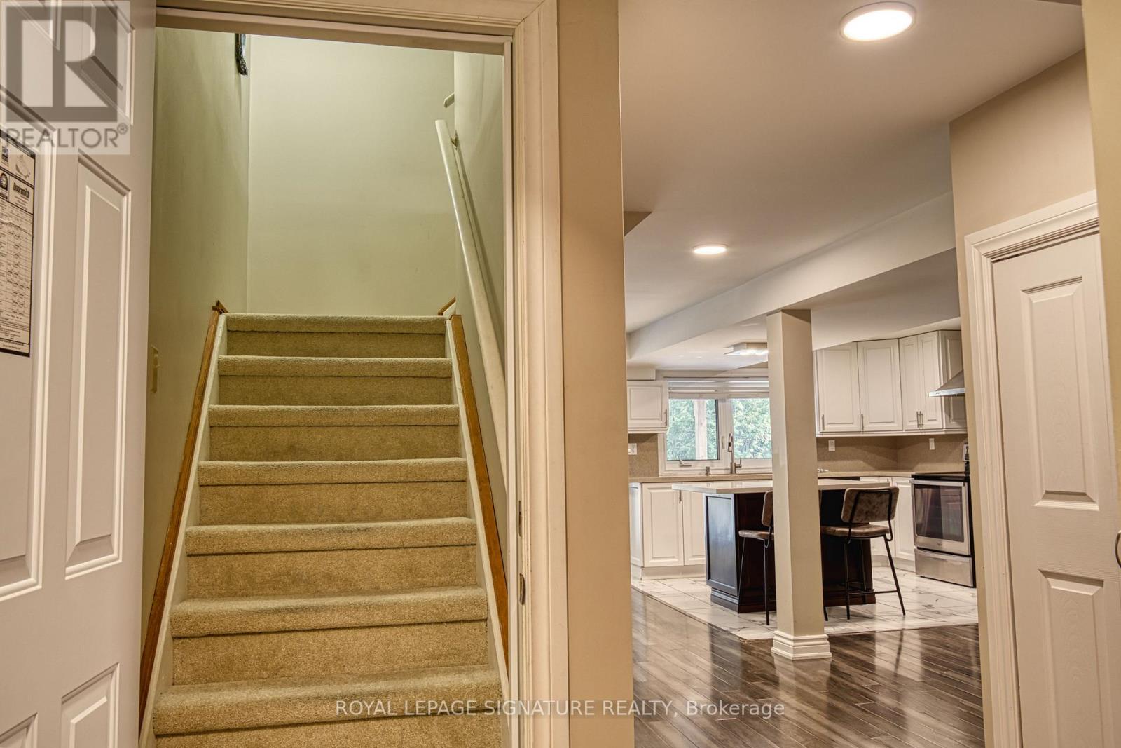 Photo 24 of 6593 Eastridge Road, Mississauga ON