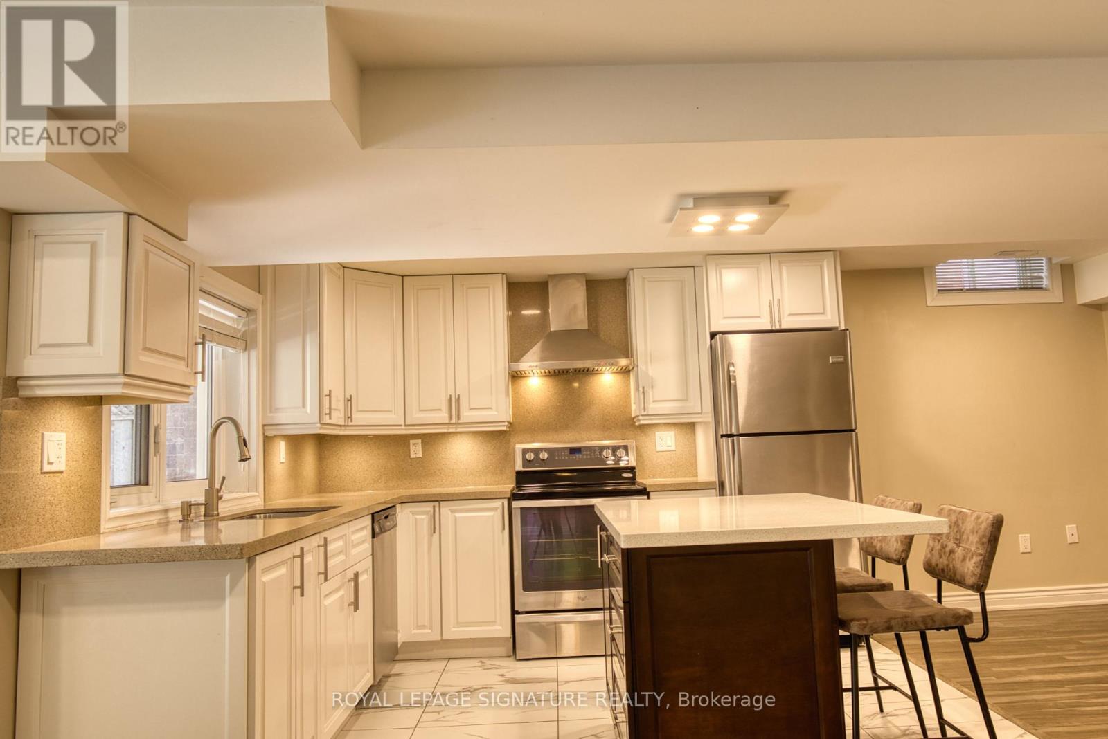 Photo 26 of 6593 Eastridge Road, Mississauga ON