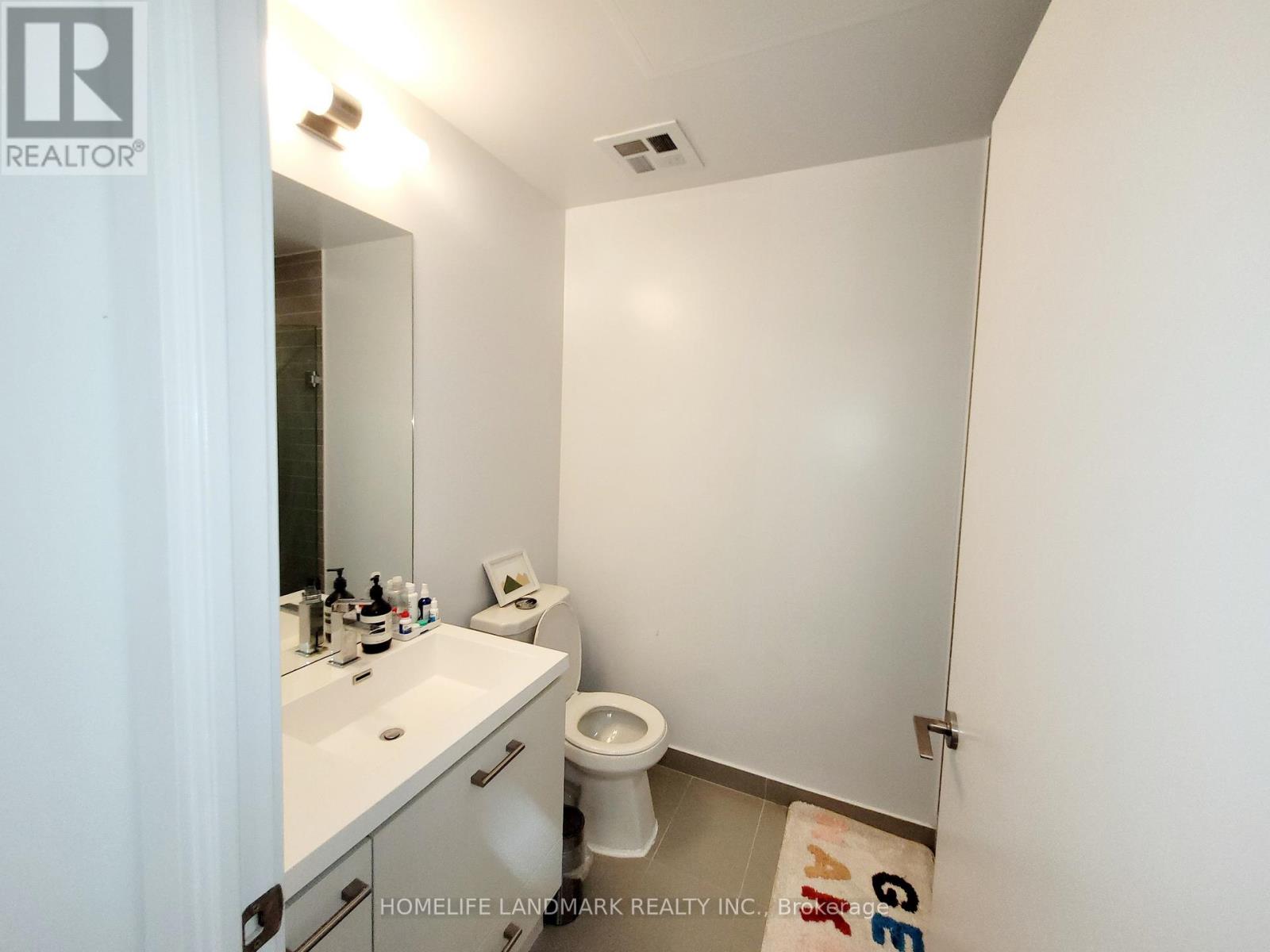 Photo 10 of 2916 87 Peter Street, Toronto ON