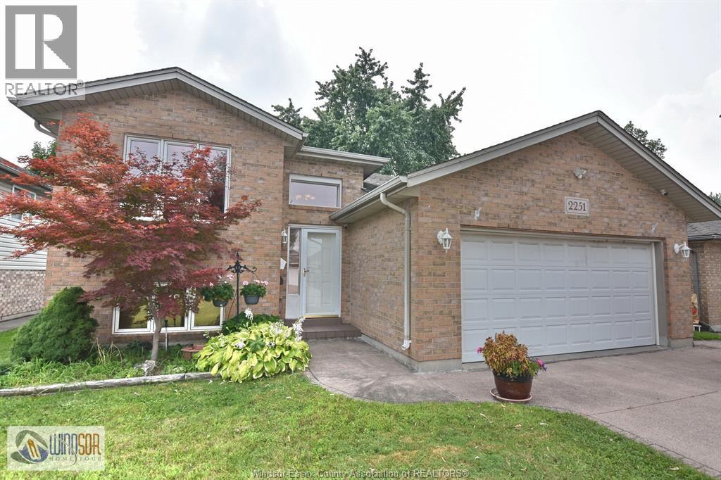 Photo 5 of 2251 California, Windsor ON