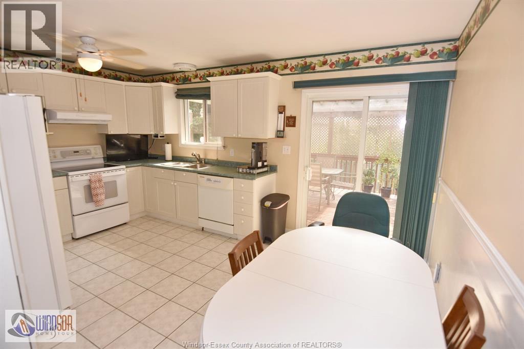 Photo 12 of 2251 California, Windsor ON