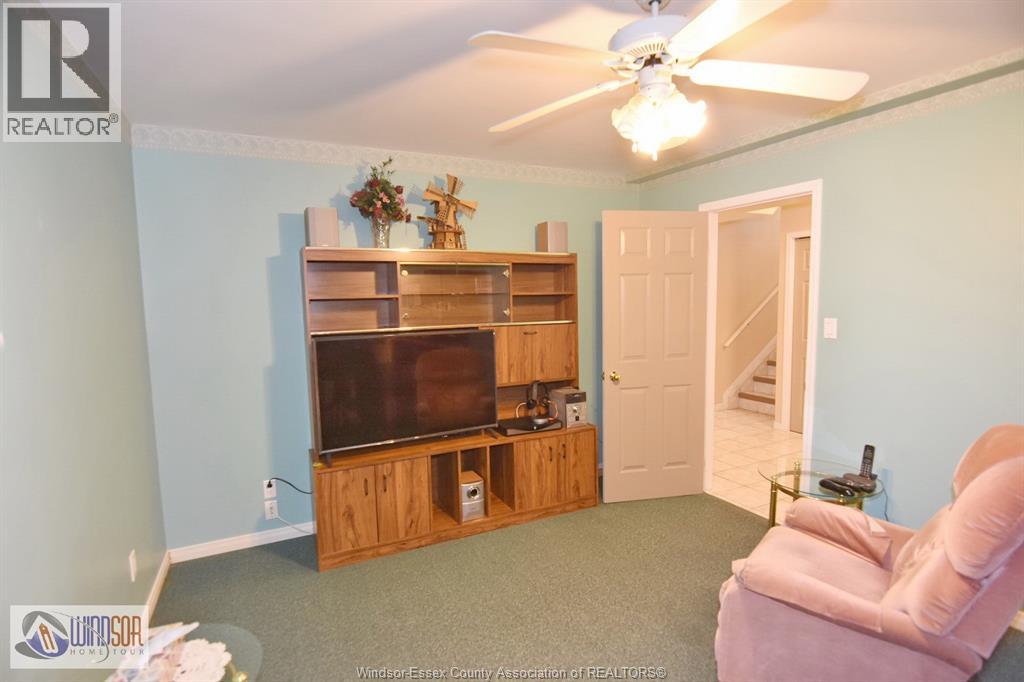 Photo 28 of 2251 California, Windsor ON
