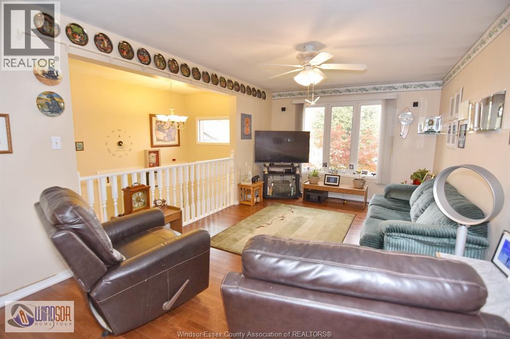 Photo 11 of 2251 California, Windsor ON