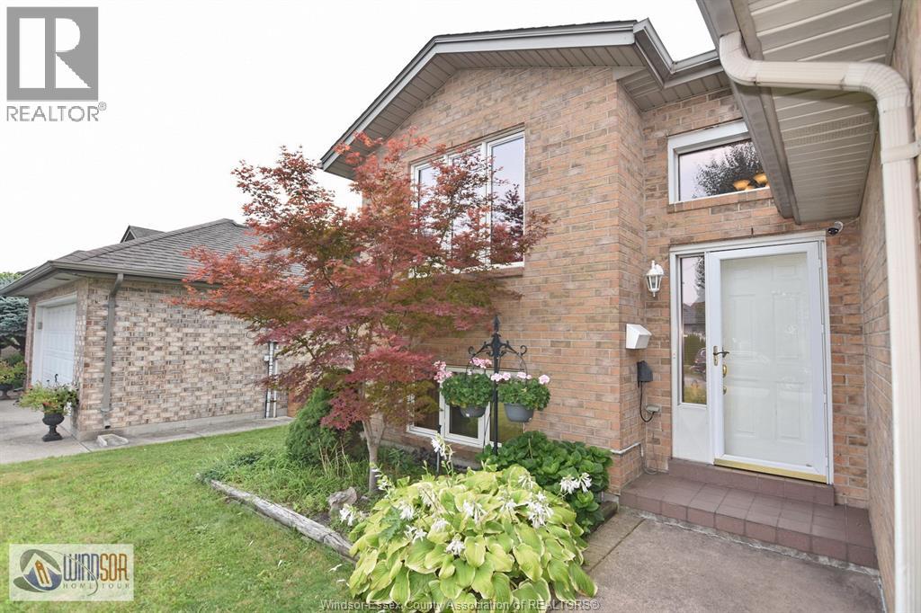 Photo 7 of 2251 California, Windsor ON