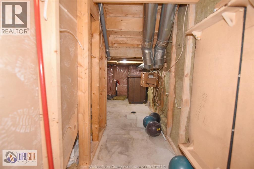 Photo 39 of 2251 California, Windsor ON