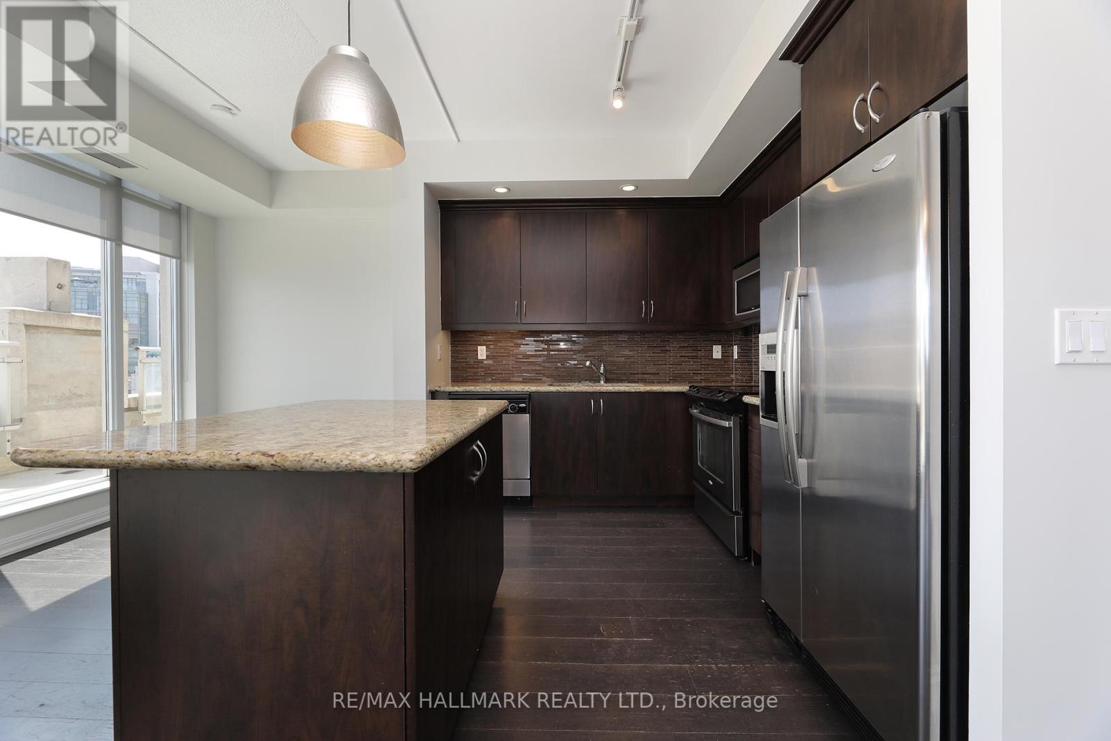 Photo 12 of 1014 21 Grand Magazine Street, Toronto ON