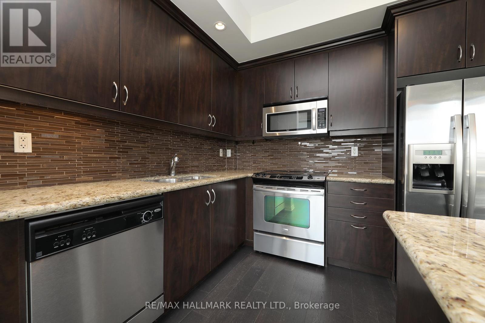 Photo 11 of 1014 21 Grand Magazine Street, Toronto ON