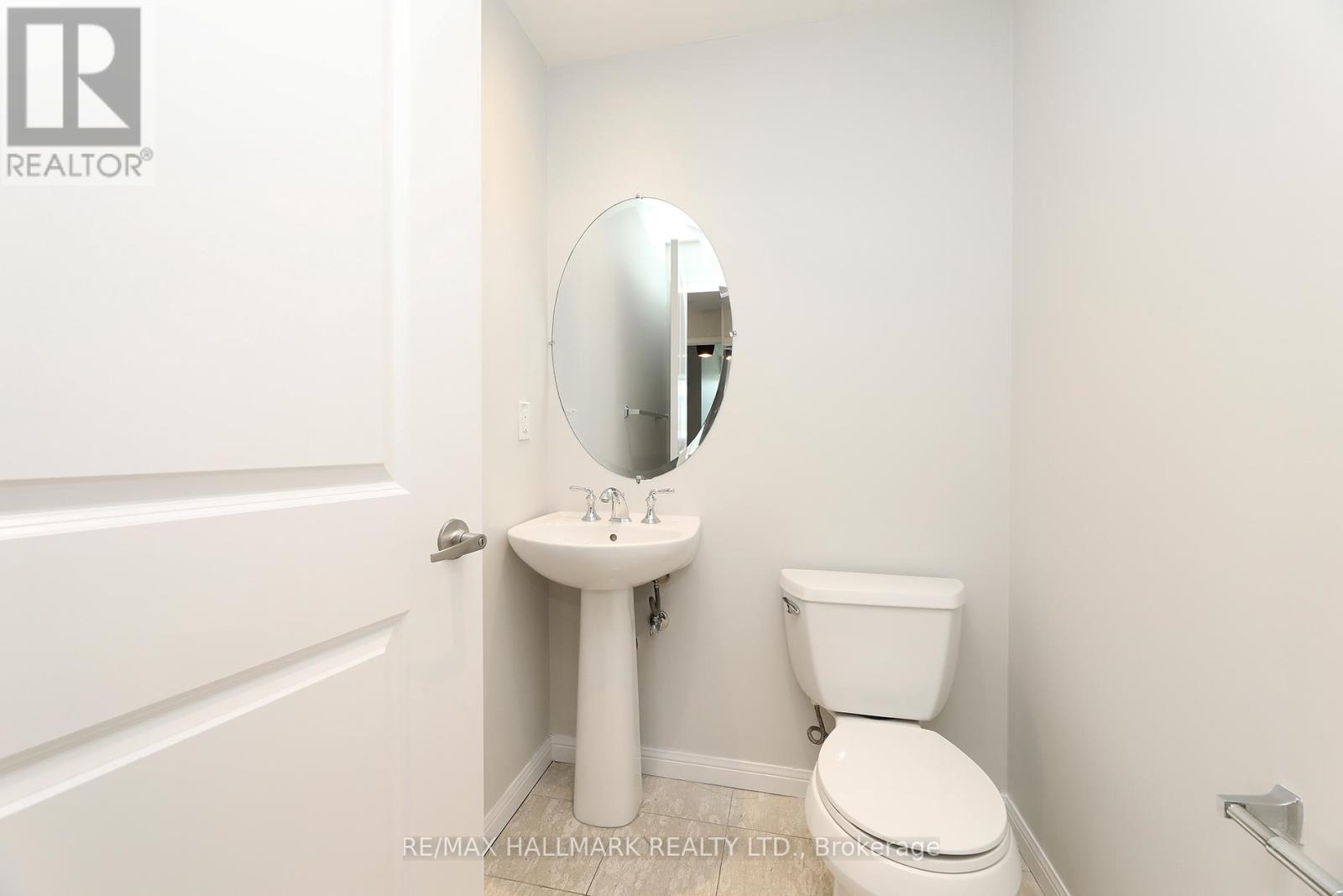 Photo 9 of 1014 21 Grand Magazine Street, Toronto ON