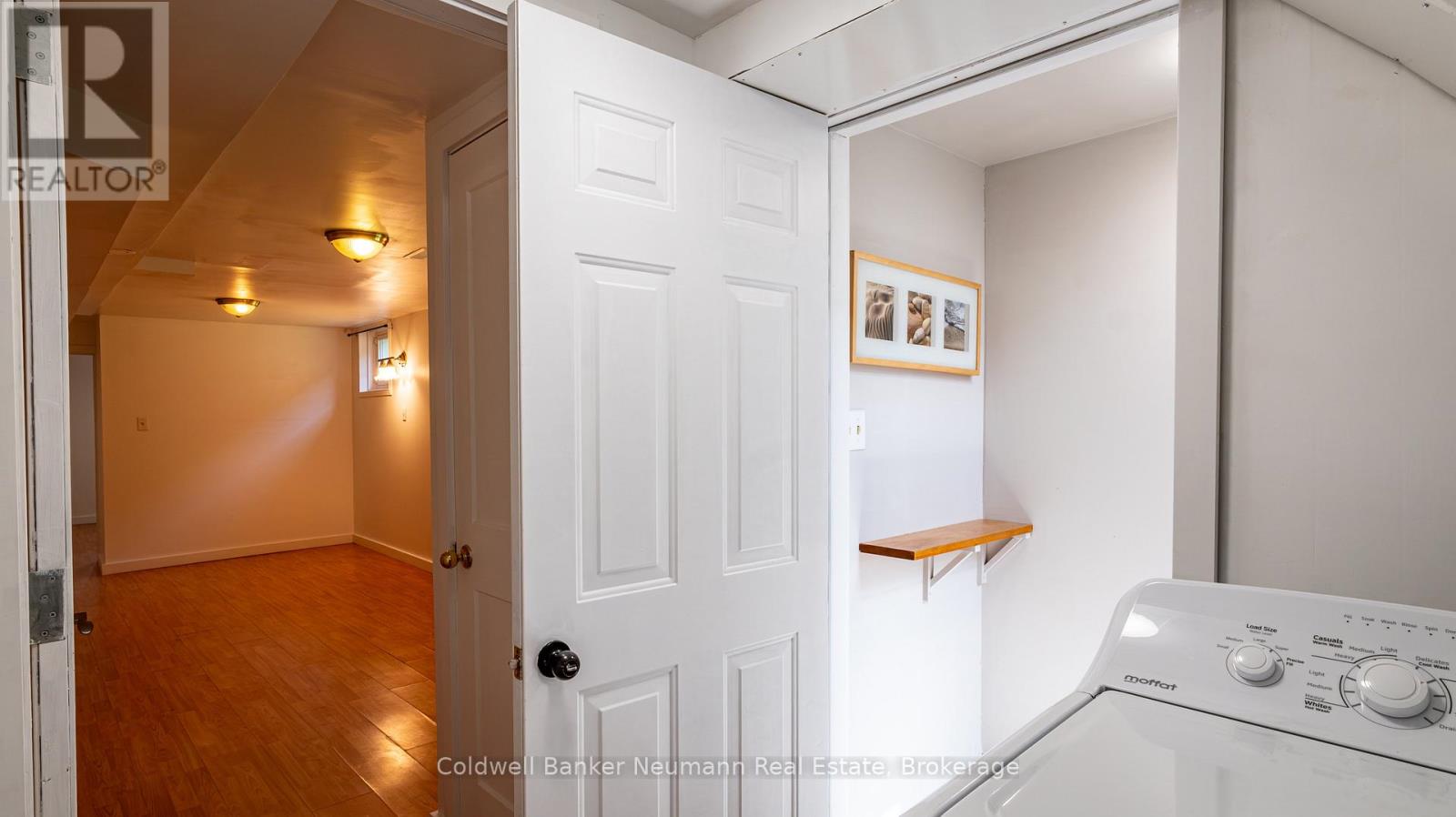 Photo 26 of 54 Conroy Crescent, Guelph ON