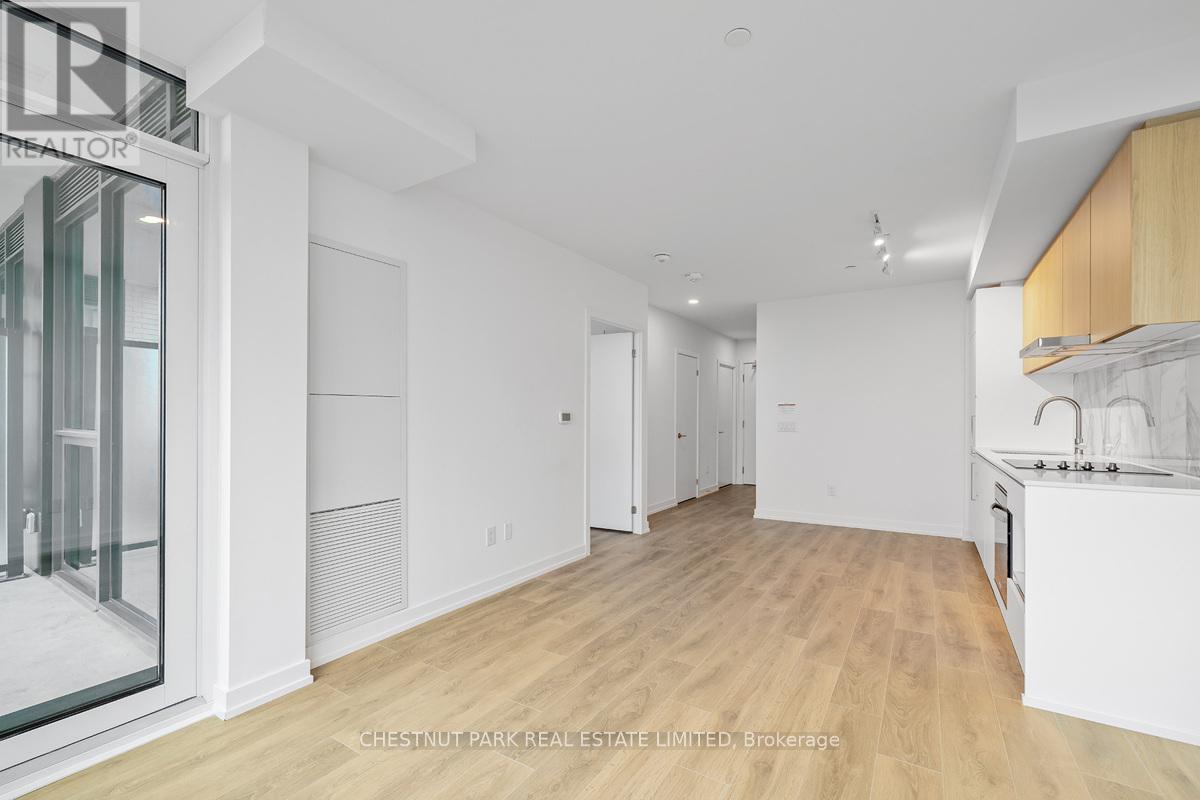 Photo 13 of 329 1100 Sheppard Avenue W, Toronto ON