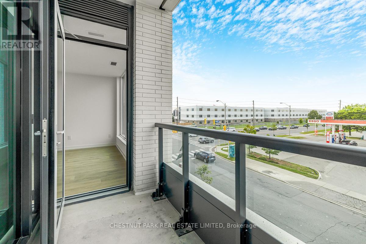 Photo 15 of 329 1100 Sheppard Avenue W, Toronto ON