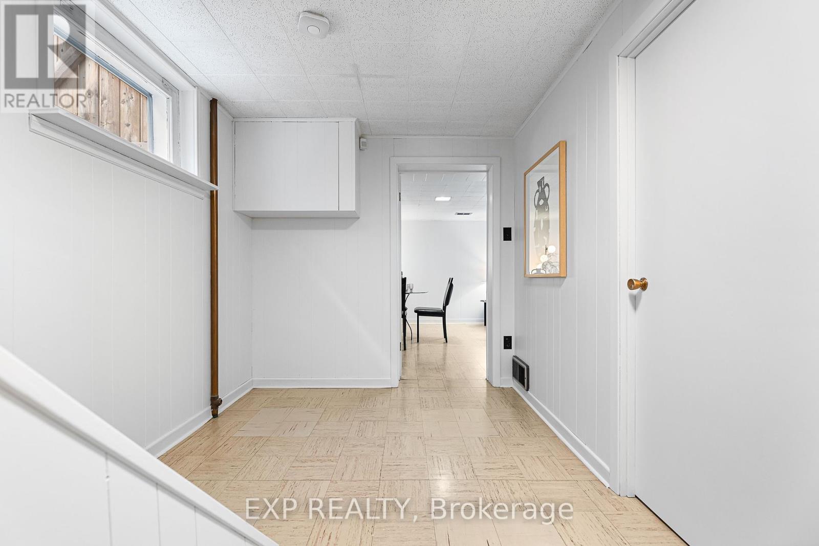 Photo 29 of 7 Northcrest Road, Toronto ON