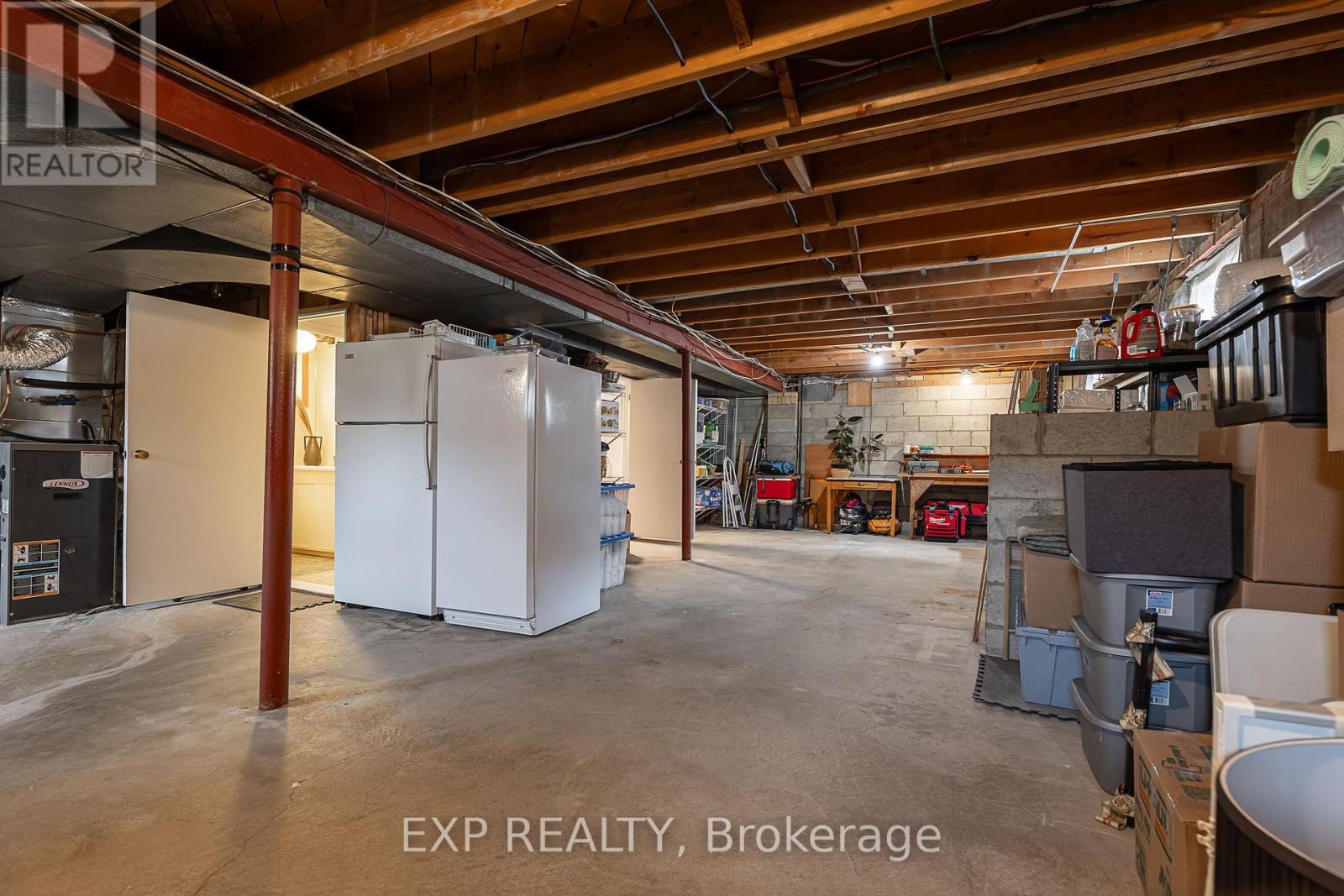 Photo 38 of 7 Northcrest Road, Toronto ON