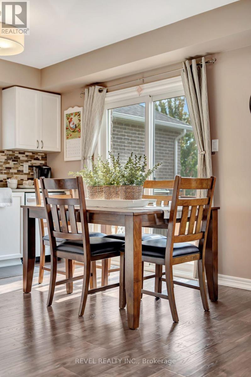 Photo 13 of 49 Truax Street, Kawartha Lakes ON