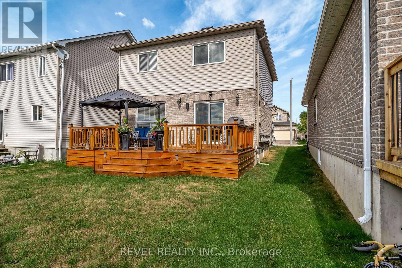 Photo 37 of 49 Truax Street, Kawartha Lakes ON