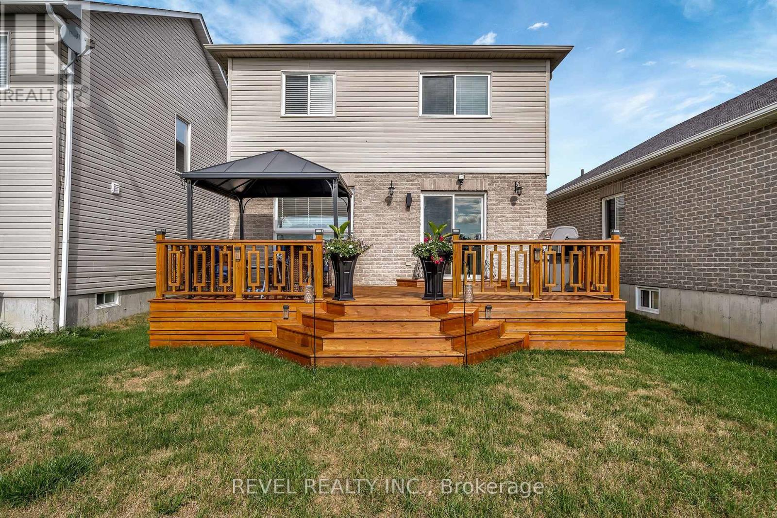 Photo 38 of 49 Truax Street, Kawartha Lakes ON