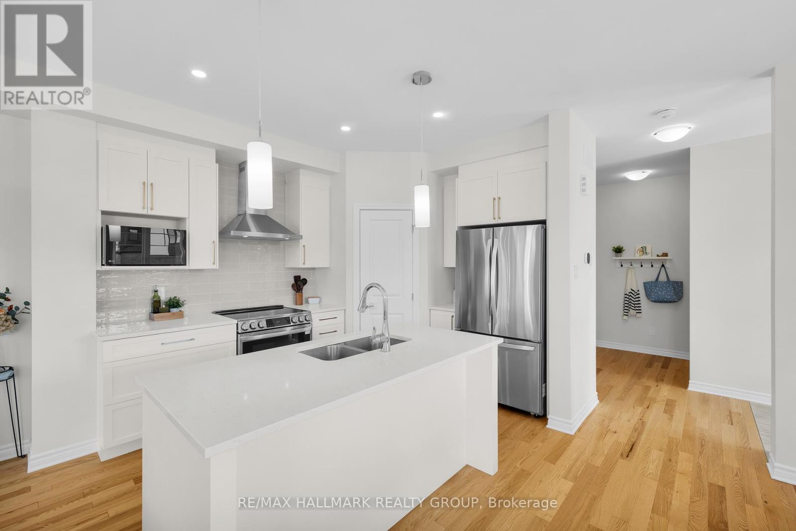 Photo 15 of 617 Fisher Street, North Grenville ON