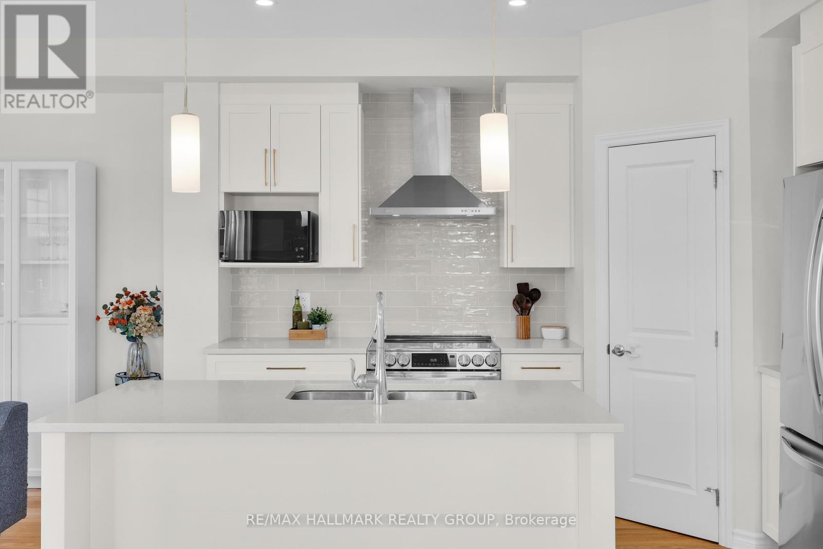 Photo 16 of 617 Fisher Street, North Grenville ON