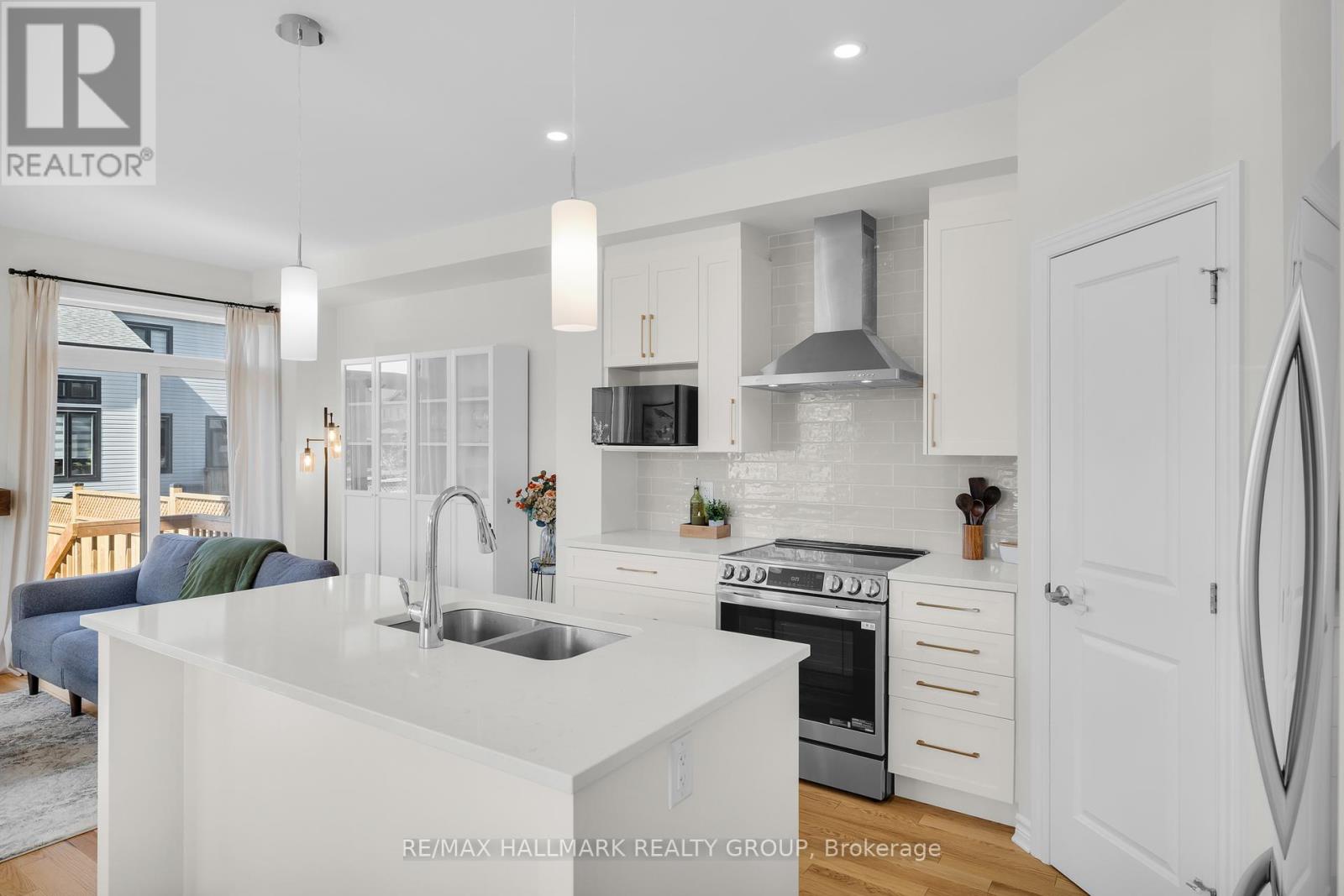 Photo 17 of 617 Fisher Street, North Grenville ON
