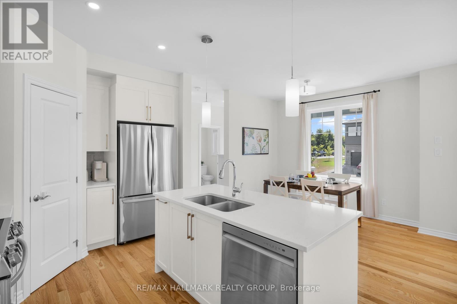 Photo 18 of 617 Fisher Street, North Grenville ON