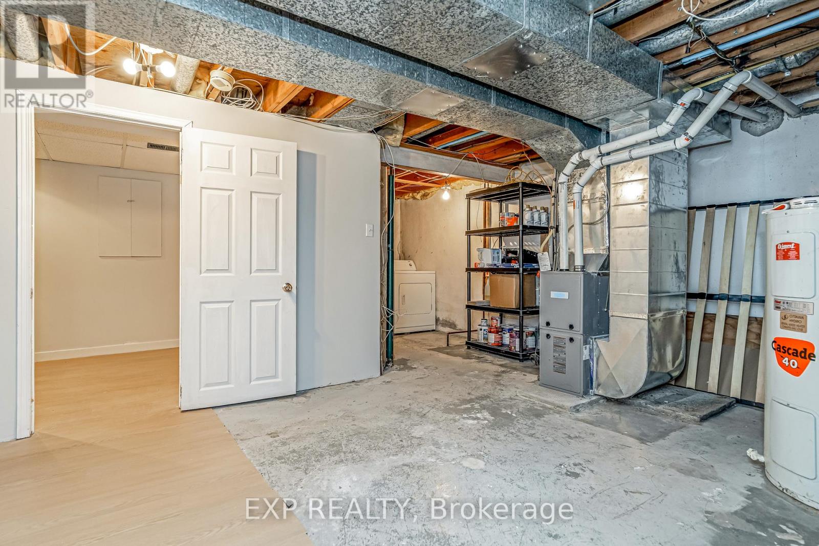 Photo 35 of 65 1029 Meadowlands Drive, Ottawa ON