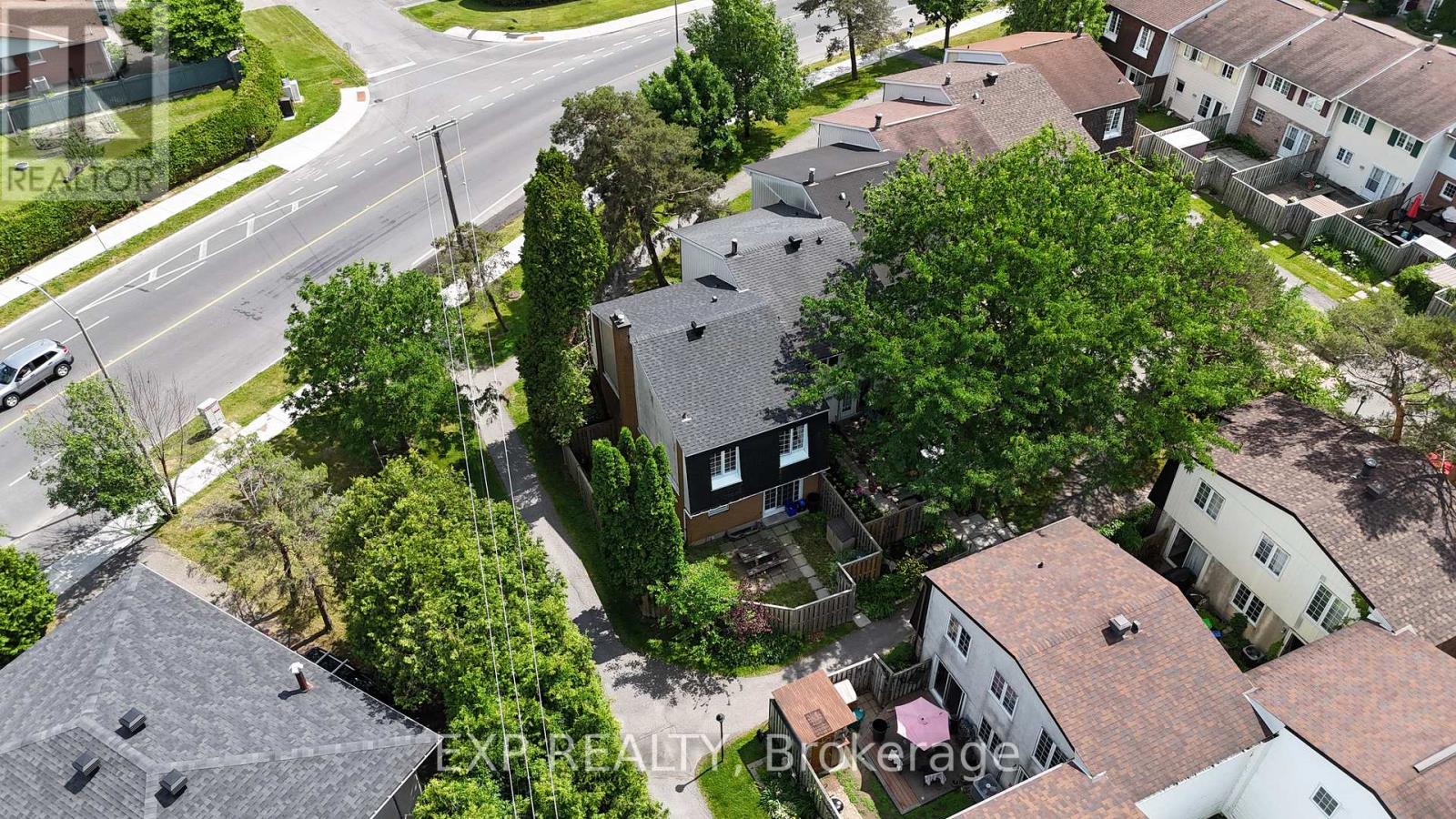 Photo 36 of 65 1029 Meadowlands Drive, Ottawa ON