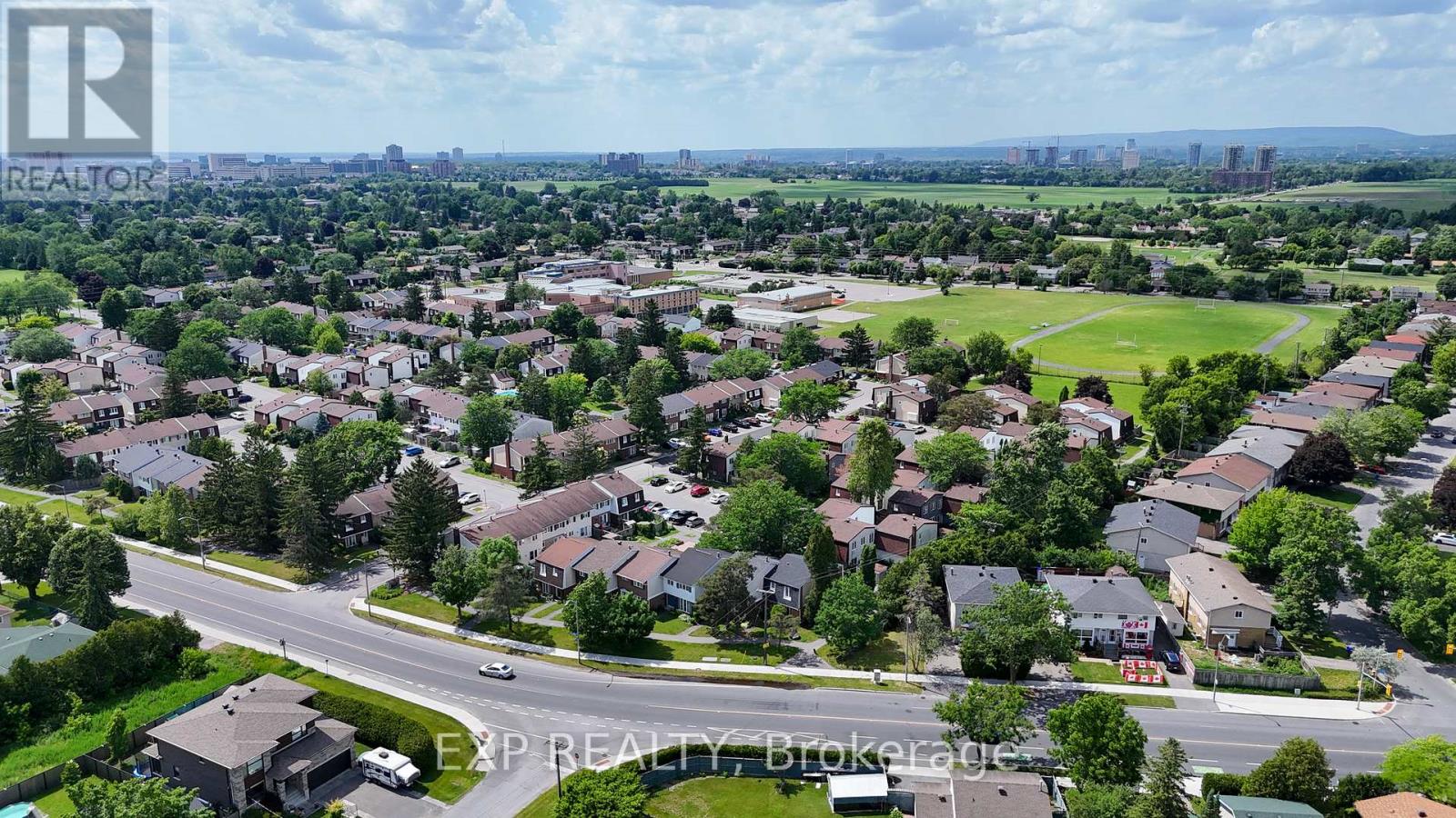 Photo 39 of 65 1029 Meadowlands Drive, Ottawa ON