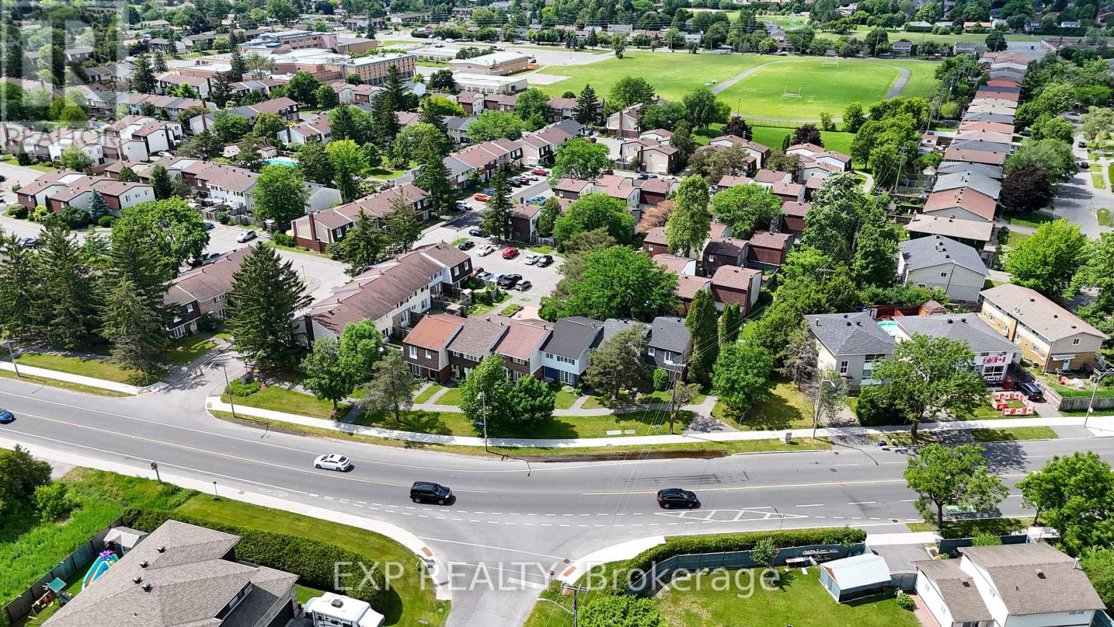 Photo 40 of 65 1029 Meadowlands Drive, Ottawa ON