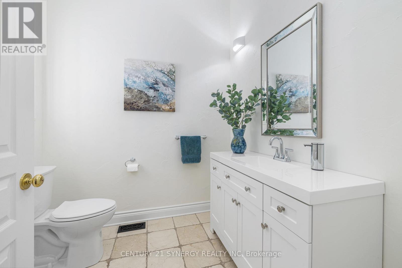 Photo 18 of 1281 Georges Vanier Drive N, Ottawa ON