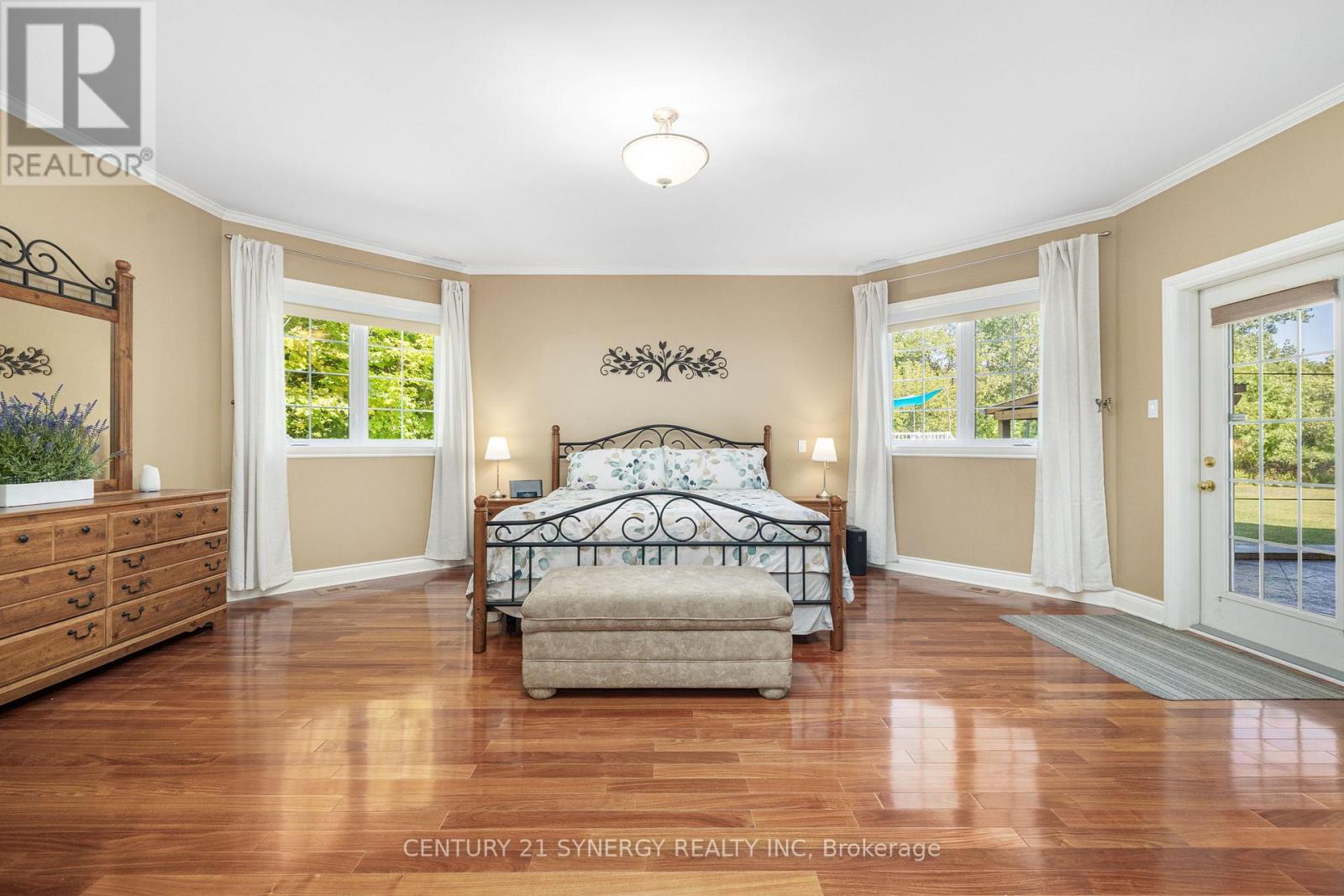 Photo 21 of 1281 Georges Vanier Drive N, Ottawa ON