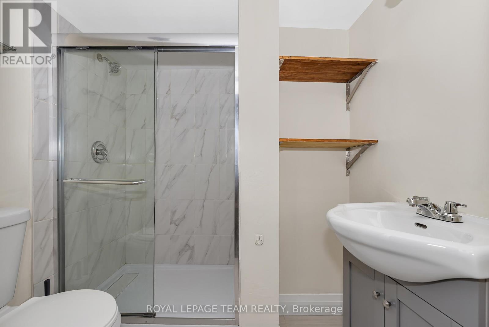 Photo 25 of 142 Desmond Trudeau Drive, Arnprior ON