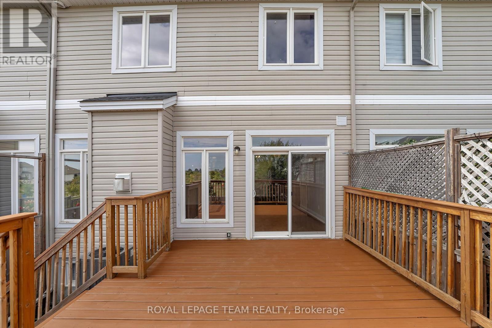 Photo 29 of 142 Desmond Trudeau Drive, Arnprior ON