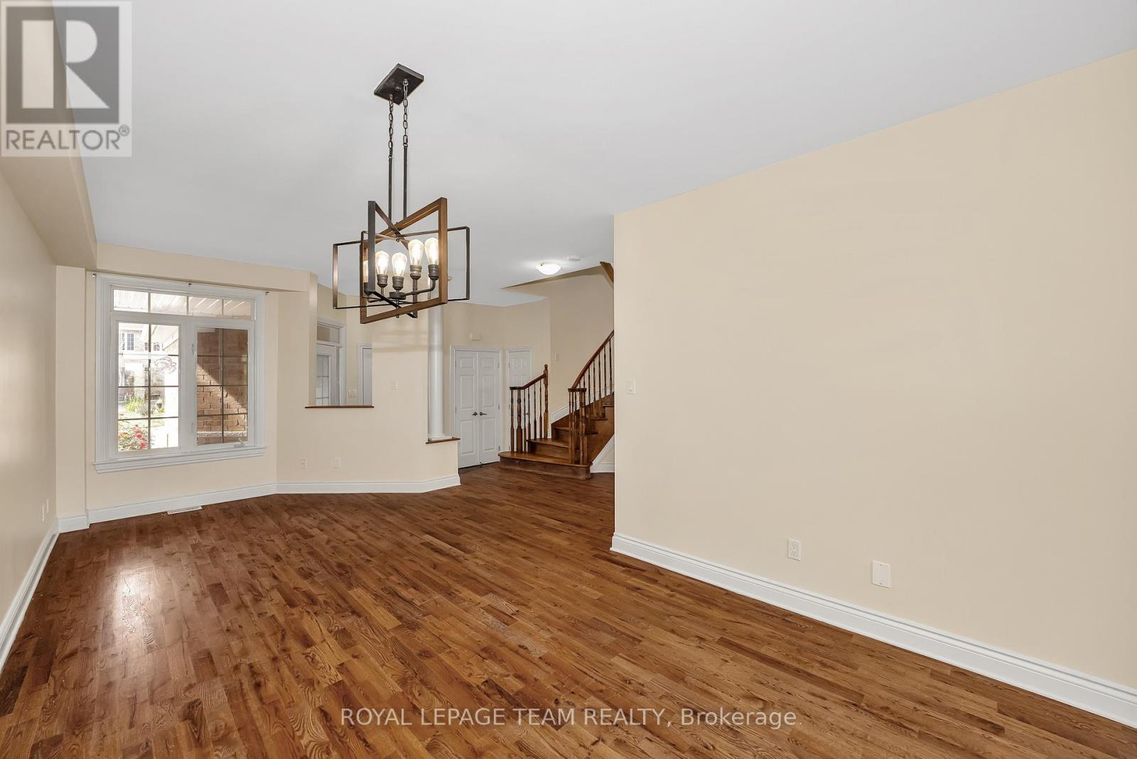 Photo 4 of 142 Desmond Trudeau Drive, Arnprior ON