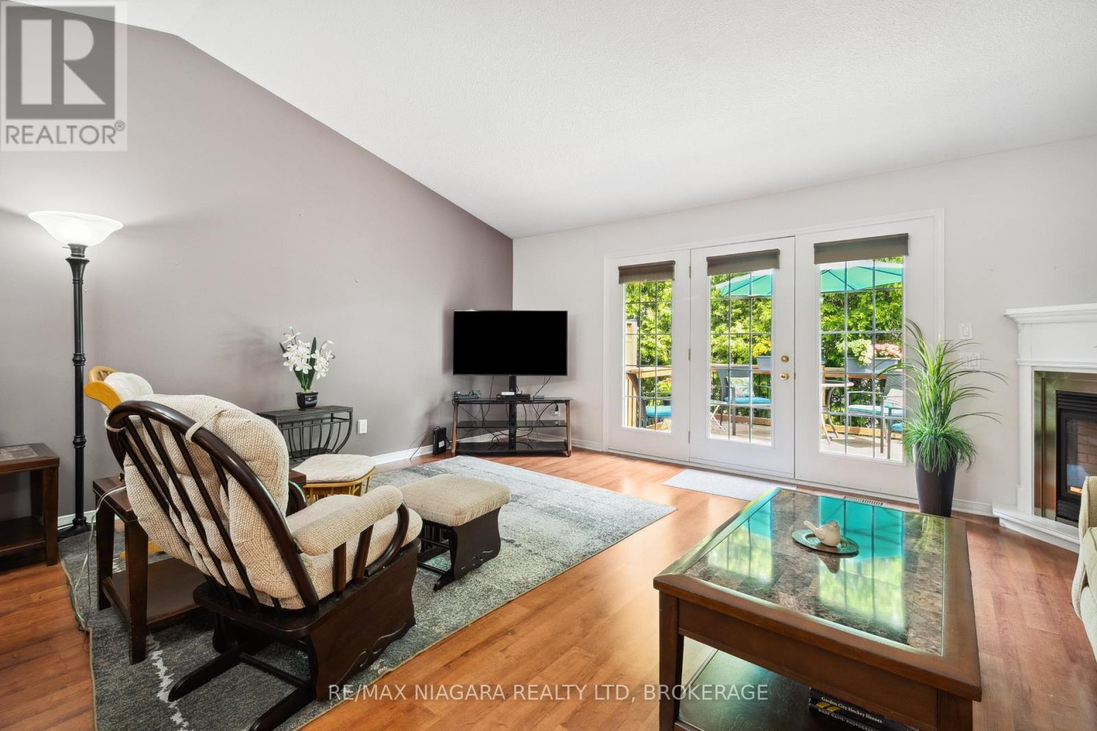 Photo 11 of 17 2684 Mewburn Road, Niagara Falls ON