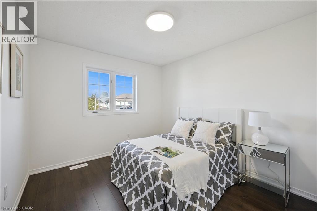 Photo 19 of 45 Clough Crescent, Guelph ON