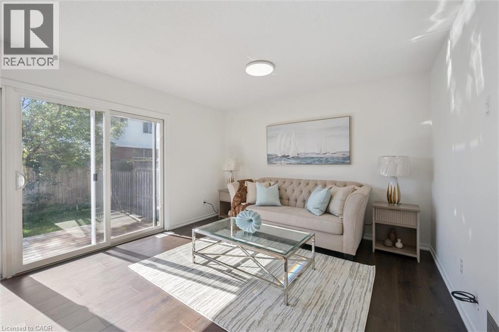 Photo 8 of 45 Clough Crescent, Guelph ON