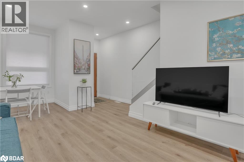 Photo 4 of 130 Mulock Avenue, Toronto ON