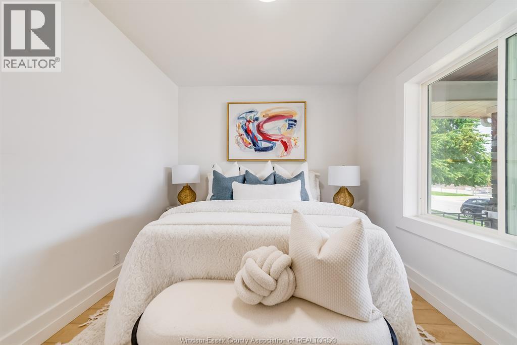 Photo 18 of 2241 Windermere, Windsor ON