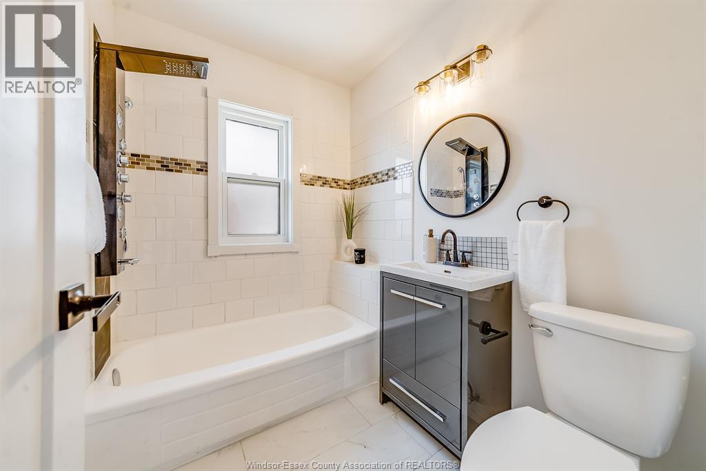 Photo 23 of 2241 Windermere, Windsor ON
