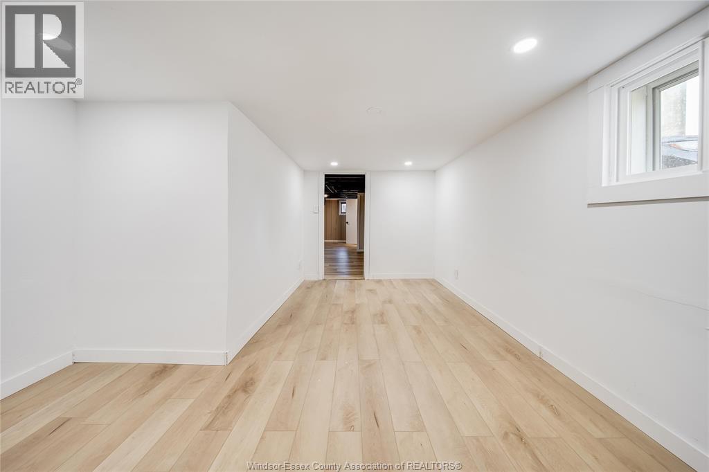 Photo 35 of 2241 Windermere, Windsor ON