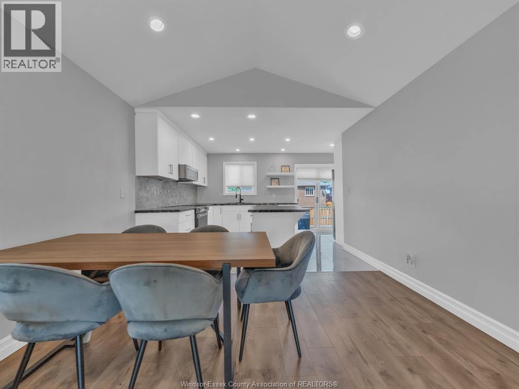 Photo 13 of 2432 Askin, Windsor ON
