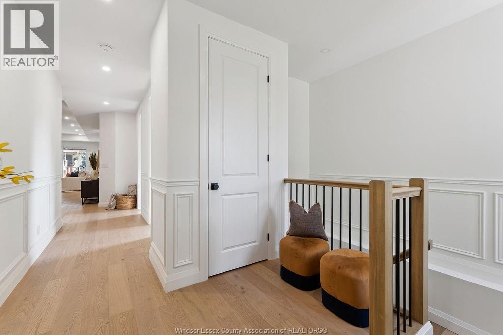 Photo 5 of 1407 Stuart, Lasalle ON