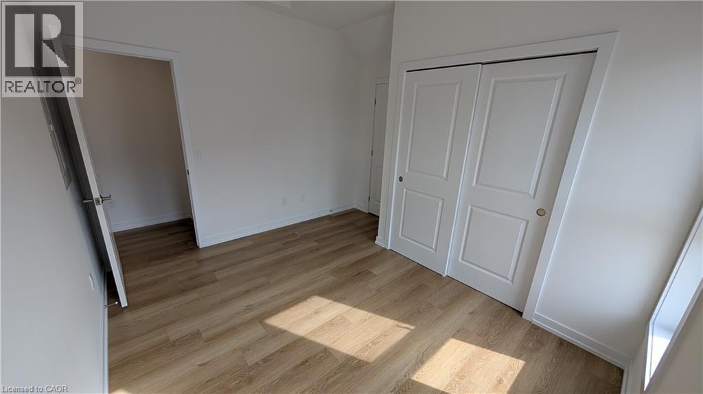Photo 8 of 71 Great Falls Boulevard Unit 53, Hamilton ON