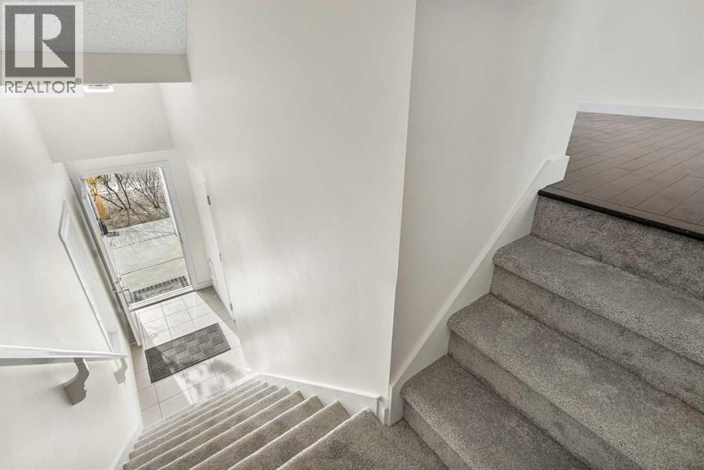 Photo 5 of 202 Nolanfield Villas Nw, Calgary AB