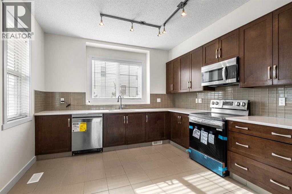 Photo 10 of 202 Nolanfield Villas Nw, Calgary AB